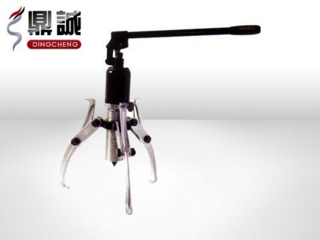 點(diǎn)擊查看詳細(xì)信息<br>標(biāo)題：整體式液壓拉馬 閱讀次數(shù)：5131